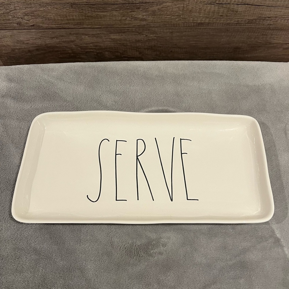 Rae Dunn Large Serve platter